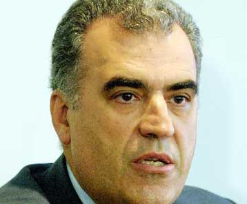 Καμία αλλαγή στα ανώτατα όρια υπερωριών και απολύσεων, λέει η Δημήτρης Ρέππας