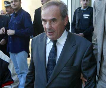 Ναξάκης και Μπαντουβάς ζήτησαν να ανοίξει η αίθουσα VIP τη νύχτα της άφιξης Οτζαλάν
