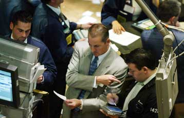 Πτώση για Nasdaq και Dow Jones στο κλείσιμο της Δευτέρας