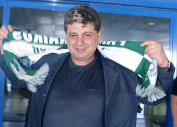 Στην Αθήνα ο Ιτζάκ Σουμ – Πρώτες επαφές για τα μεταγραφικά του Παναθηναϊκού