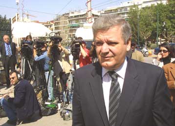 Ο ρόλος του υπουργείου Τύπου είναι θέμα που εξετάζει ο πρωθυπουργός, λέει ο Χρ.Πρωτόπαπας