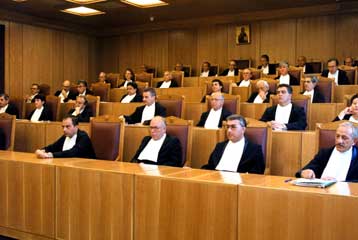 Στο ΣτΕ κατέφυγαν συμβασιούχοι καθηγητές της Μέσης Εκπαίδευσης