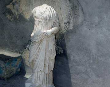 Ρωμαϊκή δεξαμενή και άγαλμα νύμφης βρέθηκαν στην είσοδο του ΟΑΚΑ