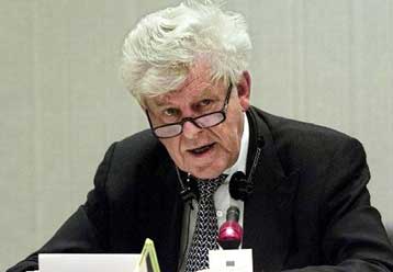 Προς τα κάτω αναθεώρησε η ΕΚΤ τις προβλέψεις για την ανάπτυξη της ευρωζώνης