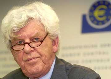 Υποβαθμίζει τις προσδοκίες για τα επιτόκια ο Ντούιζενμπεργκ – Συστάσεις για συντάξεις