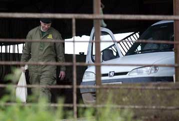 Αυτοσχέδιος εκρηκτικός μηχανισμός βάρους μισού τόνου εξουδετερώθηκε στη Β.Ιρλανδία