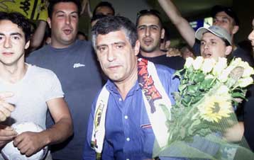 Σάντος: Μακάρι το ταξίδι του μέλιτος του Ντέμη να γίνει στη Λισαβόνα