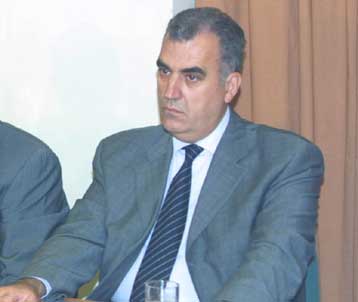 Διαμαρτυρίες από τις απολυμένες της Palco – Δεν εγκρίνει ομαδικές απολύσεις ο Δ.Ρέππας
