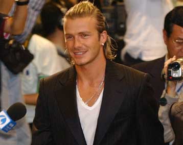 Χαρές στη Μαδρίτη και πικρία στη Βαρκελώνη από τη μετακίνηση του Μπέκαμ στη Ρεάλ