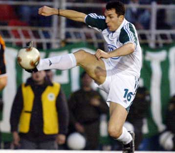 Ανανέωσαν στον Παναθηναϊκό Κυργιάκος και Σαπάνης