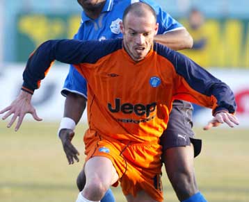 Παίκτης του Ολυμπιακού για τα επόμενα δύο χρόνια ο Τάκης Γκώνιας