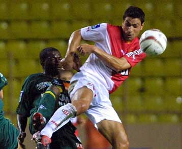 Καλύτερος ξένος αμυντικός του γαλλικού πρωταθλήματος ο Ζήκος