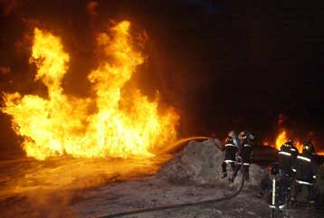 Τουλάχιστον 105 νεκροί από έκρηξη πετρελαιαγωγού στη Νιγηρία