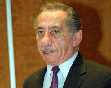 Νέα μέτρα υπέρ των Τουρκοκυπρίων εξήγγειλε ο Τ.Παπαδόπουλος