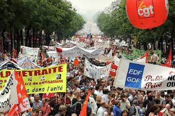 Μεγάλη πτώση των καταναλωτικών δαπανών στη Γαλλία το Μάιο