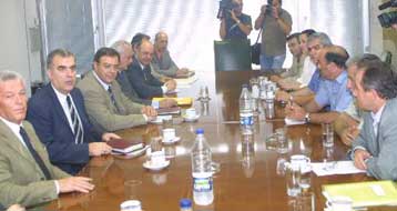 Τον Ιούλιο η επόμενη συνάντηση για το ωράριο – Αντιδράσεις από τον εμπορικό κόσμο