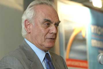 Από τη γνωμοδότηση της ΡΑΕ θα εξαρτηθεί η αύξηση τιμολογίων της ΔΕΗ, δηλώνει ο ΥΠΑΝ