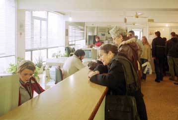 Αύξηση των φαινομένων διαφθοράς στο Δημόσιο διαπιστώνει το Σώμα Ελεγκτών για το 2002
