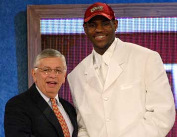 Χωρίς εκπλήξεις ολοκληρώθηκε το φετινό ντραφτ του NBA – Στο Νο1 ο Λεμπρόν Τζέιμς