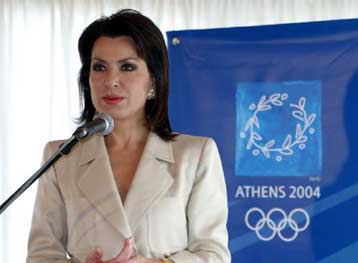 Στη διάθεση της ΔΟΕ τα προσωπικά δεδομένα όσων διαπιστευθούν για το 2004