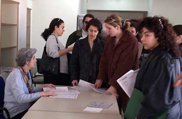 Από τη Δευτέρα η υποβολή αιτήσεων για πρόσληψη αναπληρωτών καθηγητών
