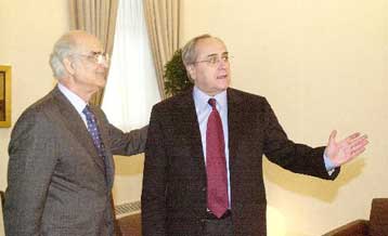 Την κύρωση της συμφωνίας δικαστικής συνδρομής ΗΠΑ-ΕΕ από τη Βουλή ζητά ο Συνασπισμός