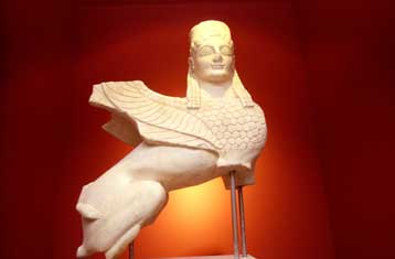 Εγκαινιάστηκε το αρχαιολογικό μουσείο του αεροδρομίου των Σπάτων