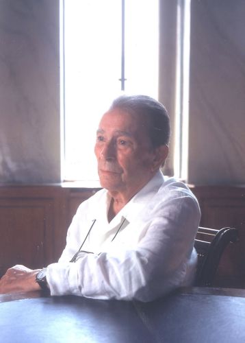 Θλίψη για τον θάνατο του Ιάκωβου Καμπανέλλη εκφράζει η πολιτική ηγεσία