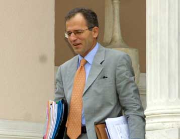 Επιστολή Γ.Παπανδρέου στον Κ.Πάουελ για τη χρήση του όρου «Μακεδονία» από την ΠΓΔΜ