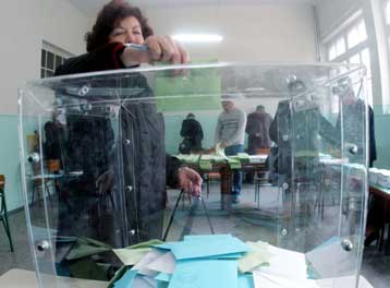 Τέλος στο σενάριο των διπλών εκλογών τον ερχόμενο Μάιο με Οδηγία της ΕΕ