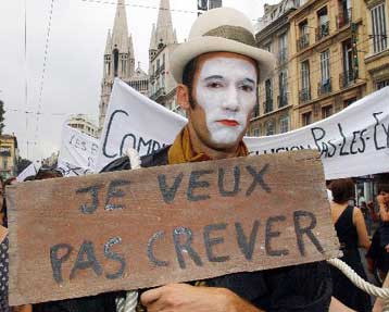 Σε απεργιακό κλοιό τα πολιτιστικά φεστιβάλ της Γαλλίας