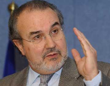 Σε αναθεώρηση των προβλέψεων για την ανάπτυξη της ευρωζώνης θα προχωρήσει η Κομισιόν