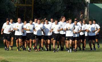 Αισιόδοξος ο Μπάγεβιτς ταξιδεύοντας για Αυστρία