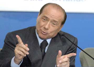 «Δεν ζήτησα συγνώμη· αισθάνομαι θιγμένος» δήλωσε ο Σίλβιο Μπερλουσκόνι
