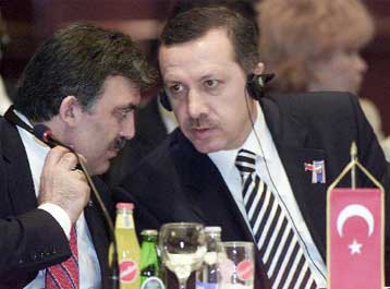 Η Αγκυρα θα ζητήσει από τον Τσένι την απελευθέρωση των Τούρκων στρατιωτών στο Ιράκ