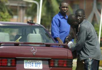 Συμβιβαστική συμφωνία για την τιμή του πετρελαίου επιτεύχθηκε στη Νιγηρία