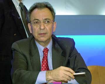 Τα σενάρια αλλαγής του εκλογικού νόμου αποτελούν πρόκληση, δηλώνει ο Δ.Σιούφας