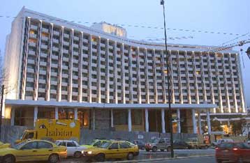 Μείωση 16% στις διανυκτερεύσεις στην Αθήνα το πρώτο πεντάμηνο