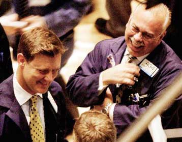 Μεγάλα κέρδη στη Γουόλ Στριτ τη Δευτέρα