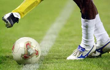 Ανακοίνωση-διαμαρτυρία από 17 ΠΑΕ εναντίον του Κανελλόπουλου