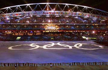 Ξεκινούν οι αιτήσεις εθελοντισμού για την τελετή έναρξης-λήξης των Ολυμπιακών Αγώνων