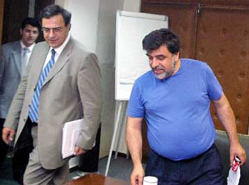 Προς τελική συμφωνία για το ενιαίο μισθολόγιο βαίνουν την Πέμπτη κυβέρνηση και ΑΔΕΔΥ