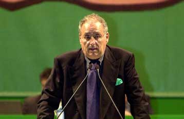 «Κόκκινο πανί» για την ιταλική αντιπολίτευση ο Στεφάνι – Ζητείται υποβολή παραίτησης