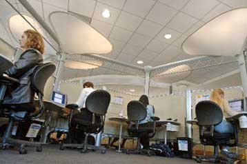 Λογισμικό αναγνώρισης γέλιου συνδέει τους χρήστες στον πλησιέστερο υπολογιστή