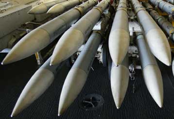 Έρευνα σε 18 εταιρείες των ΗΠΑ για παράνομες πωλήσεις οπλισμού στην Τεχεράνη