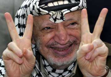 Iσραηλινές απειλές για άρση της ασυλίας του Γιασέρ Αραφάτ