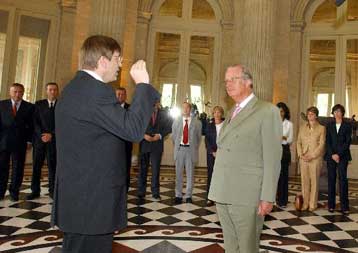 Καταργεί το Βέλγιο το νόμο περί «παγκόσμιας δικαιοδοσίας» για εγκλήματα πολέμου