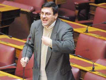 Επιστρέφει στην Κοινοβουλευτική Ομάδα του ΠΑΣΟΚ ο Αλέκος Χρυσανθακόπουλος