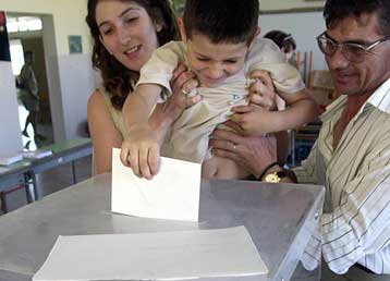 Από την Τρίτη οι ετεροδημότες μπορούν να υποβάλουν αίτηση αλλαγής εκλογικού τμήματος