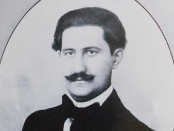 Ανοιξε η αυλαία του 7ου Φεστιβάλ «Μανώλης Καλομοίρης» στη Σάμο